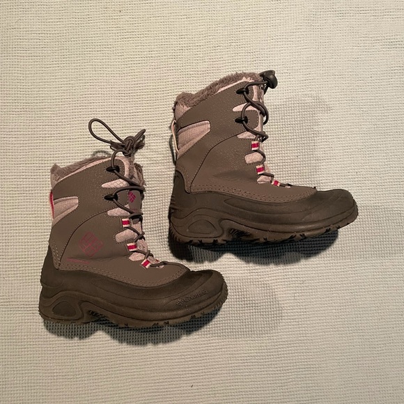 Columbia Other - Girls Columbia Omniheat Winter Boots